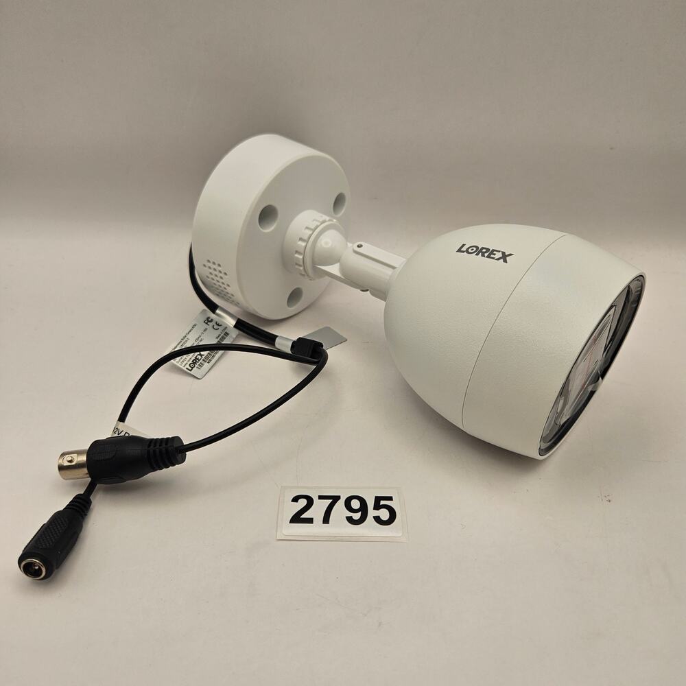 LOREX C883DA-Z INDOOR/OUTDOOR DETERRENCE SECURITY CAMERA